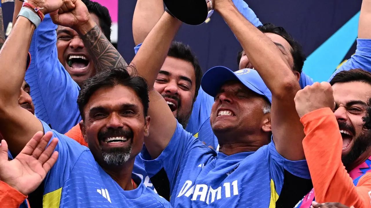 Watch: 'Emotional' Rahul Dravid Delivers Farewell Speech, Thanks Rohit ...